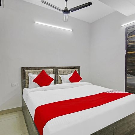 Hotel Green Olive Nuova Delhi Esterno foto